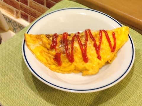 失敗無く作れる♡コンソメライスのオムライス